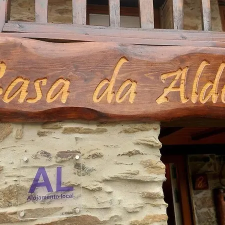 A Casa Da Aldeia # Azibo Macedo de Cavaleiros