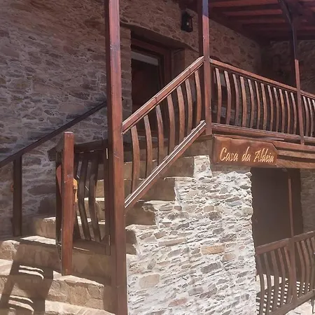 A Casa Da Aldeia # Azibo Villa Macedo de Cavaleiros